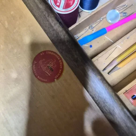 Strommen Bruk Hamer accordian sewing box - Picture 4 of 7